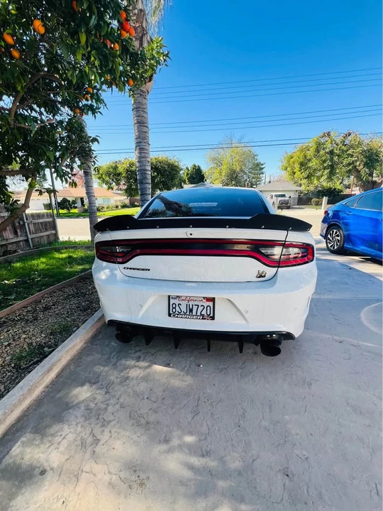 2018 Dodge Charger SRT & 392 7th Gen - Image 6 of 11
