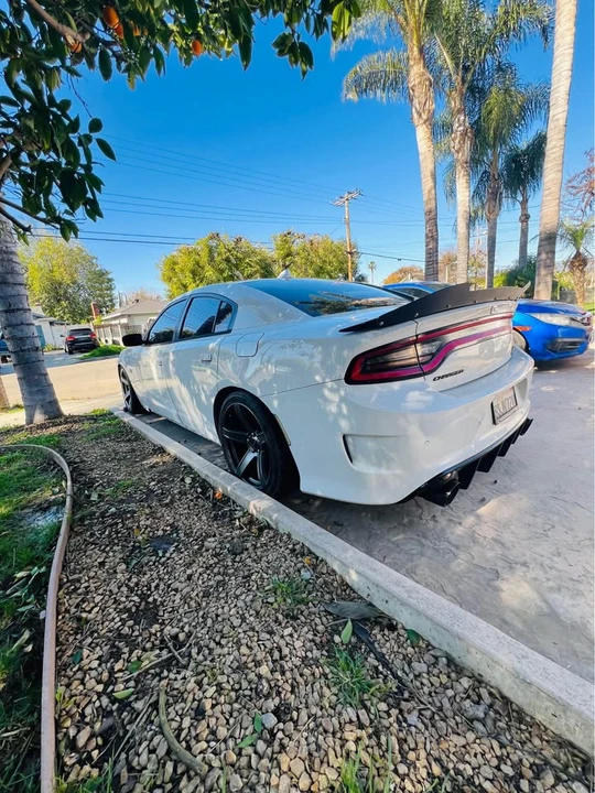 2018 Dodge Charger SRT & 392 7th Gen - Image 7 of 11