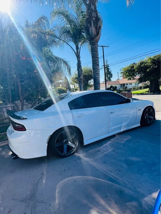 2018 Dodge Charger SRT & 392 7th Gen - Image 9 of 11