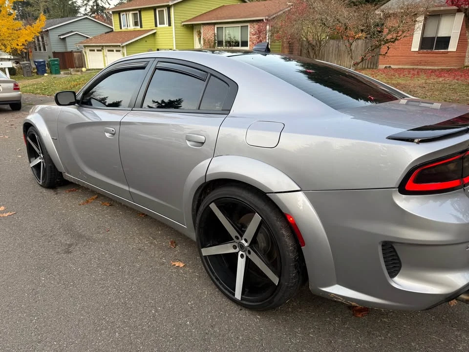 2018 Dodge Charger 7th Gen - Image 6 of 10
