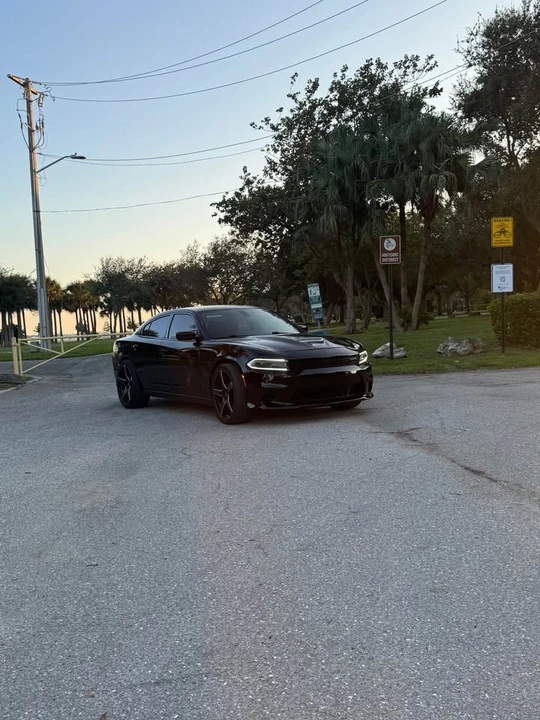 2018 Dodge Charger 7th Gen - Image 3 of 11