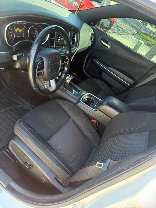2018 Dodge Charger 7th Gen - Image 5 of 12