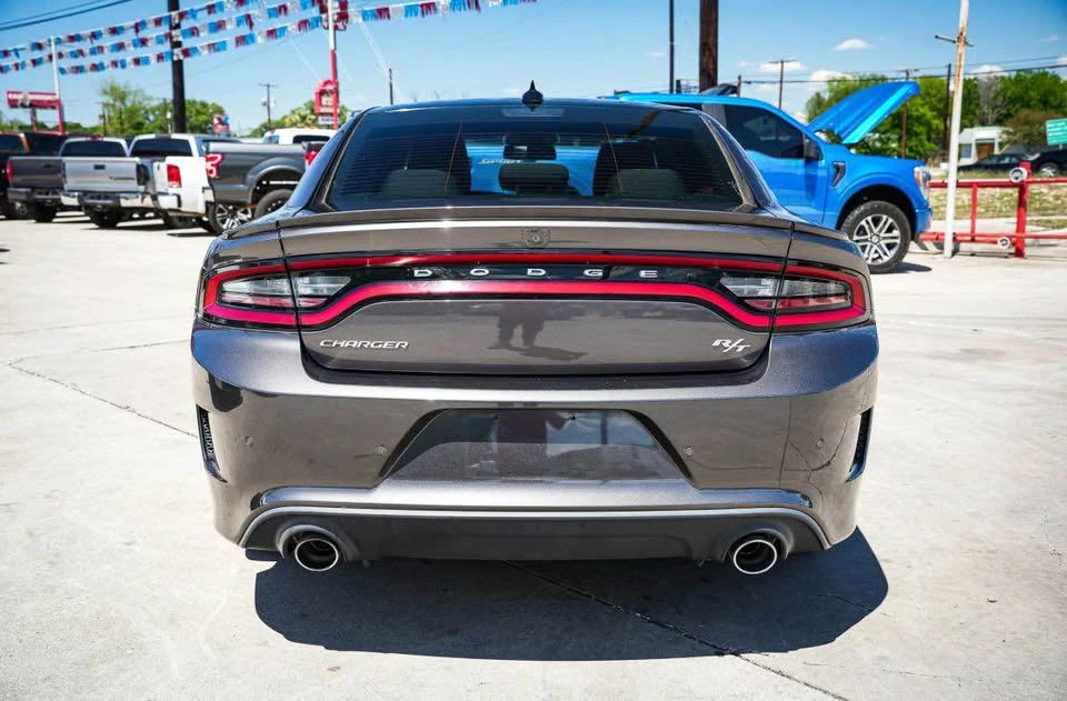 2018 Dodge Charger 7th Gen - Image 9 of 20