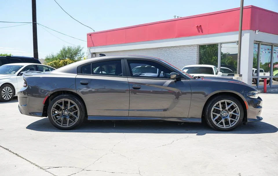 2018 Dodge Charger 7th Gen - Image 11 of 20
