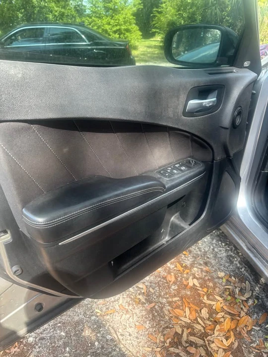 2018 Dodge Charger 7th Gen - Image 10 of 11