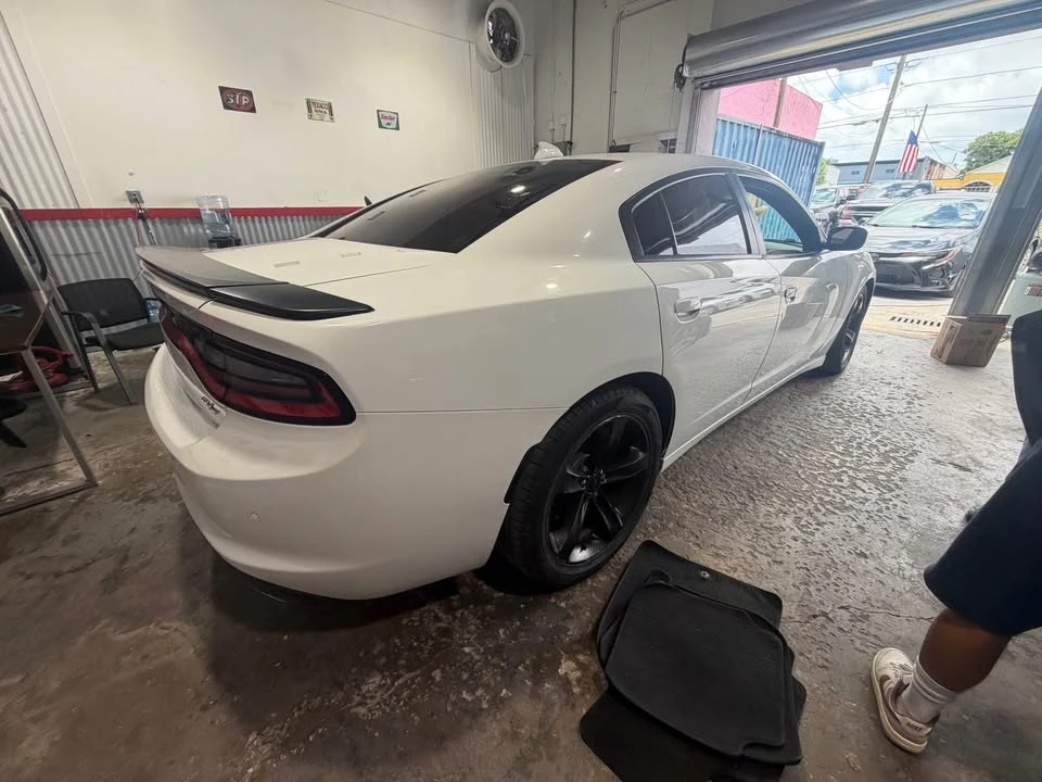 2018 Dodge Charger 7th Gen - Image 3 of 8