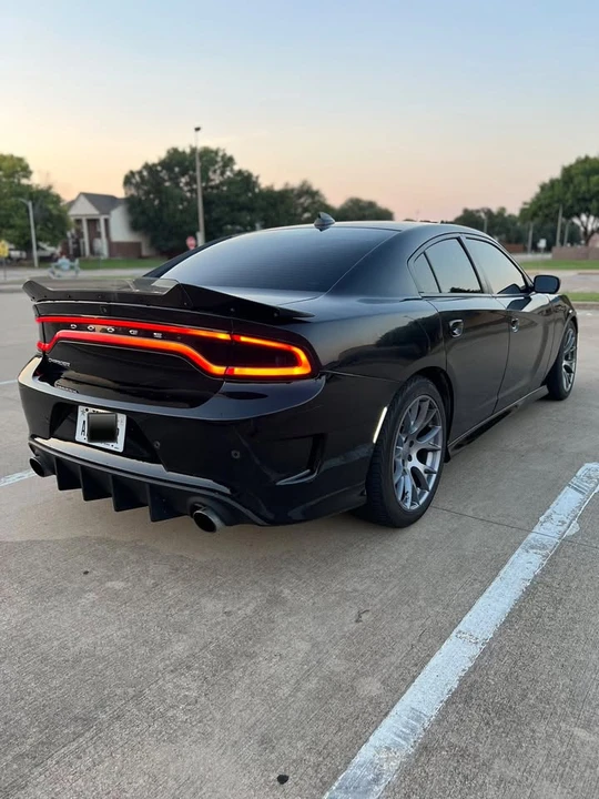 2018 Dodge Charger SRT & 392 7th Gen - Image 5 of 17
