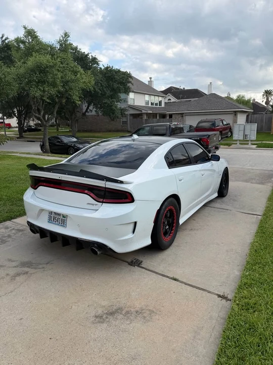 2018 Dodge Charger SRT & 392 7th Gen - Image 3 of 8