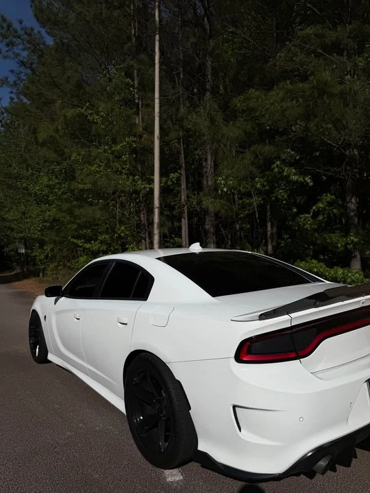 2018 Dodge Charger SRT Hellcat 7th Gen - Image 3 of 10