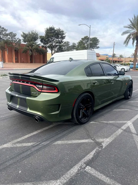 2018 Dodge Charger SRT Hellcat 7th Gen - Image 2 of 8