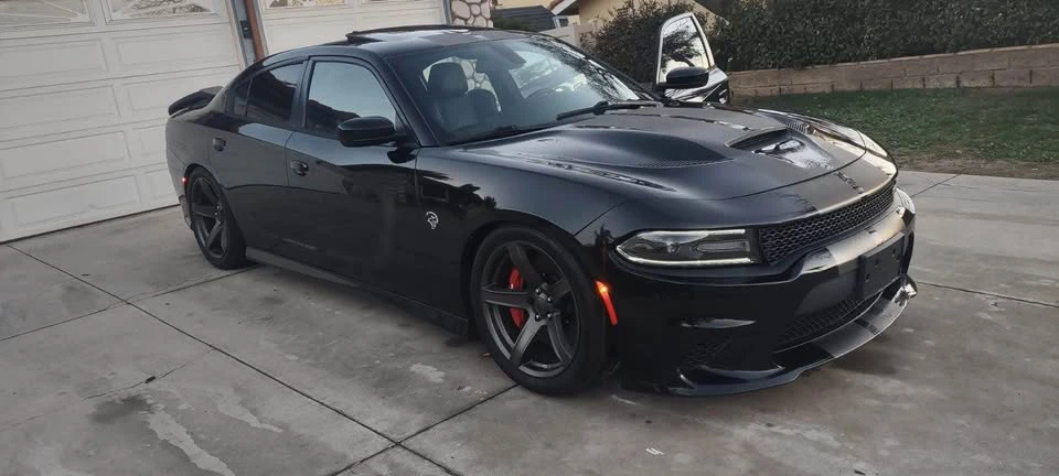 2018 Dodge Charger SRT Hellcat 7th Gen - Image 3 of 13