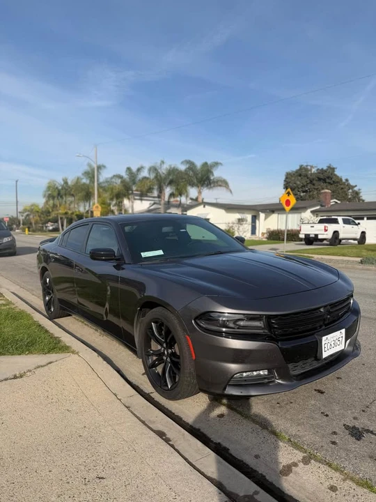 2018 Dodge Charger 7th Gen - Image 2 of 11
