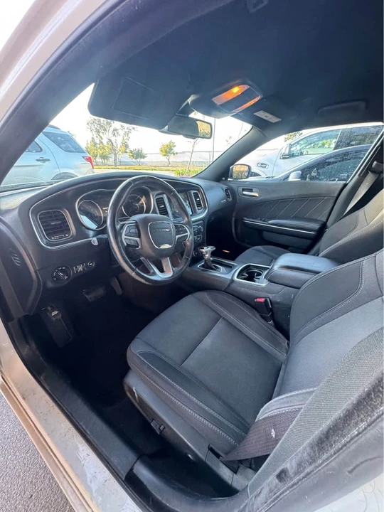 2018 Dodge Charger 7th Gen - Image 7 of 10