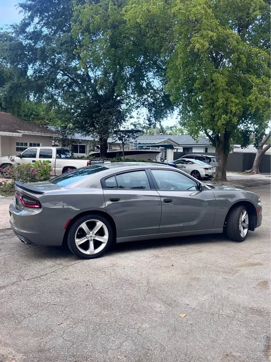 2018 Dodge Charger 7th Gen - Image 4 of 11