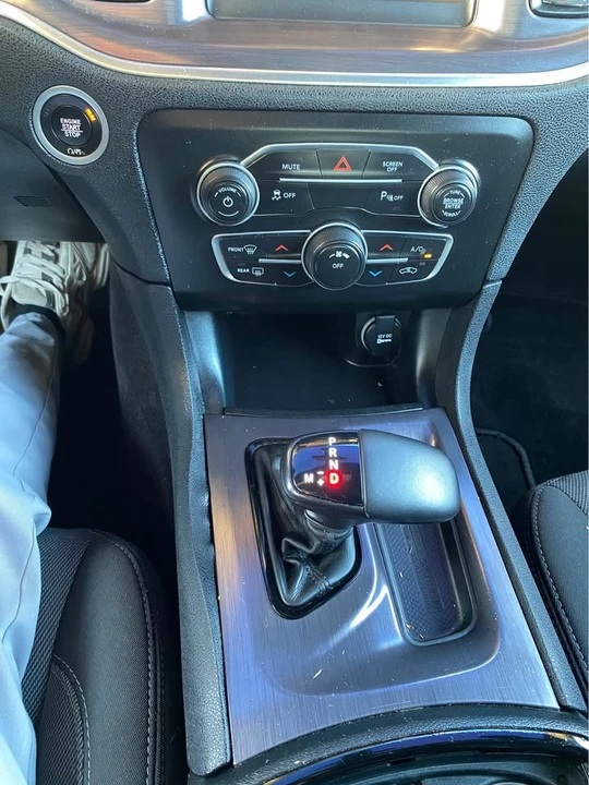 2018 Dodge Charger 7th Gen - Image 12 of 17