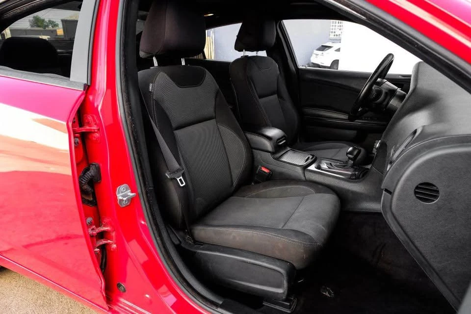 2018 Dodge Charger 7th Gen - Image 11 of 13