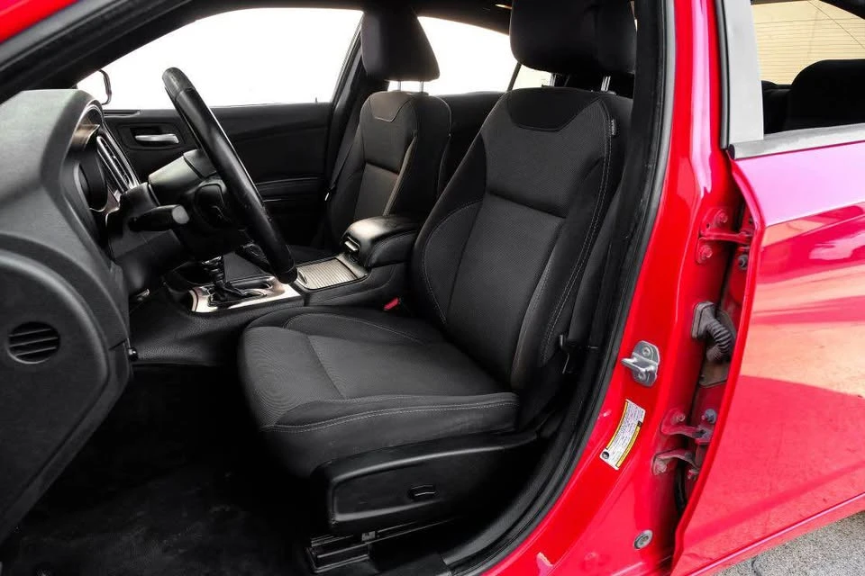 2018 Dodge Charger 7th Gen - Image 10 of 13