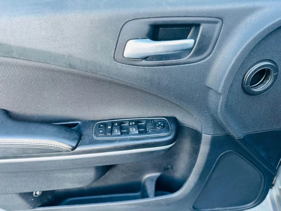2018 Dodge Charger 7th Gen - Image 10 of 19