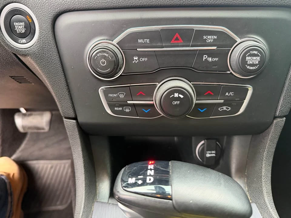 2018 Dodge Charger 7th Gen - Image 16 of 19
