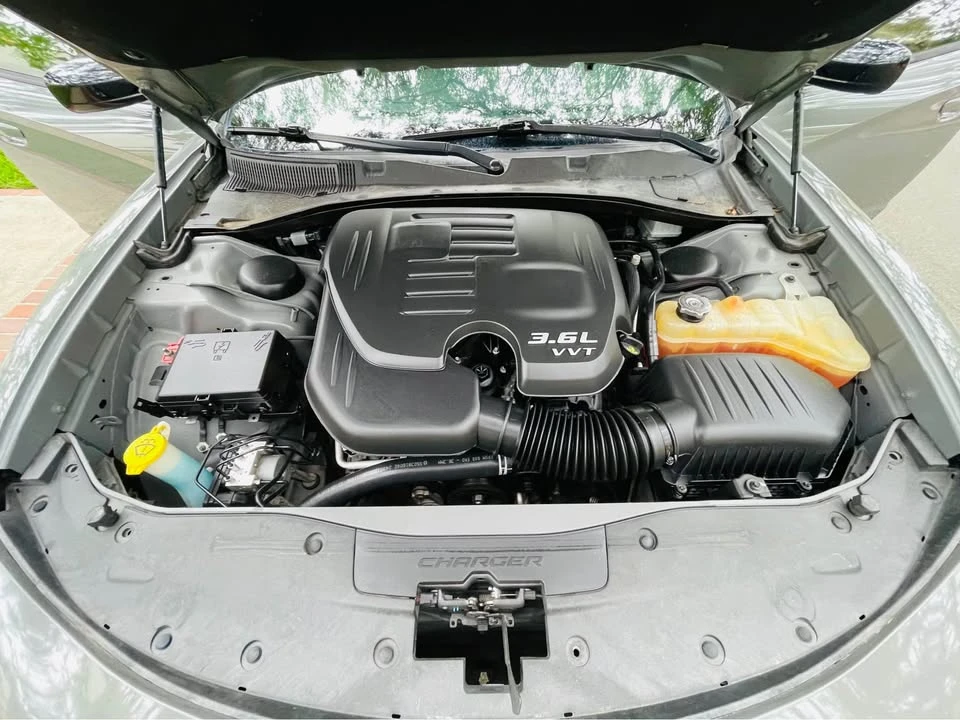 2018 Dodge Charger 7th Gen - Image 19 of 19