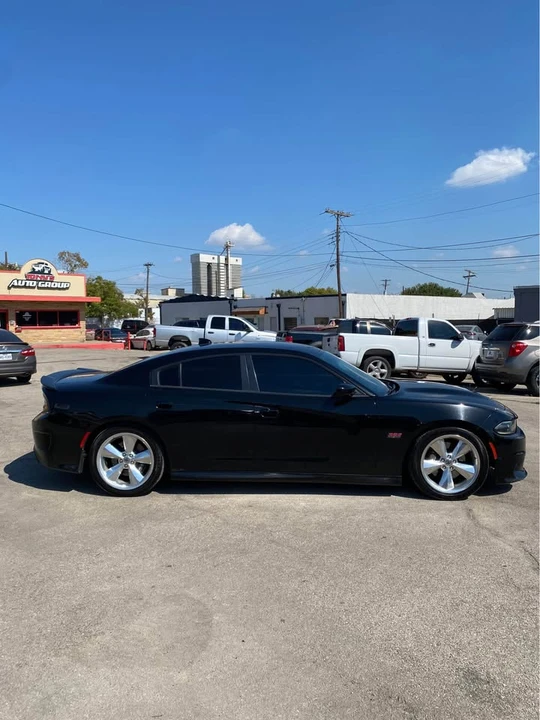 2018 Dodge Charger SRT & 392 7th Gen - Image 4 of 12