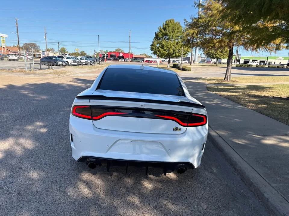 2018 Dodge Charger SRT & 392 7th Gen - Image 4 of 17