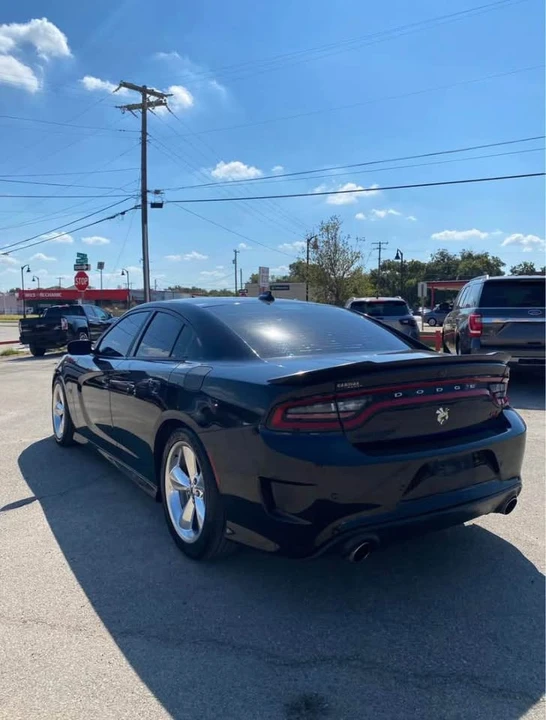 2018 Dodge Charger SRT & 392 7th Gen - Image 7 of 12