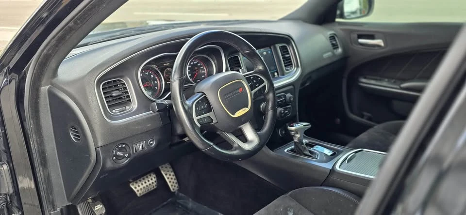 2018 Dodge Charger SRT & 392 7th Gen - Image 5 of 9