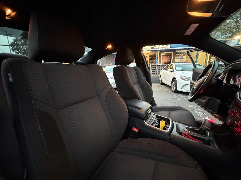 2018 Dodge Charger 7th Gen - Image 8 of 14