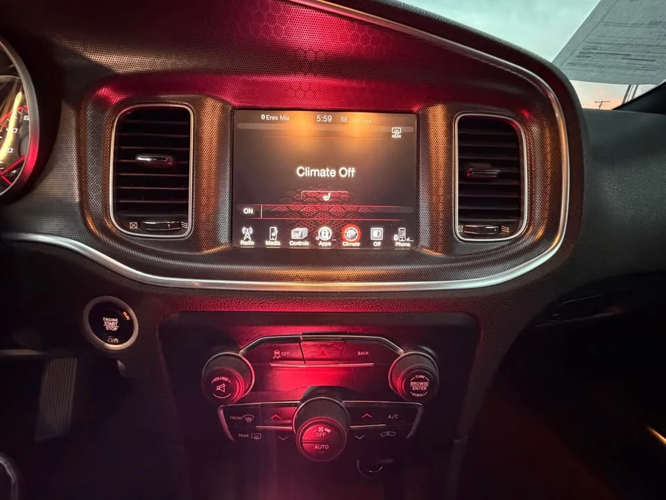 2018 Dodge Charger 7th Gen - Image 12 of 14
