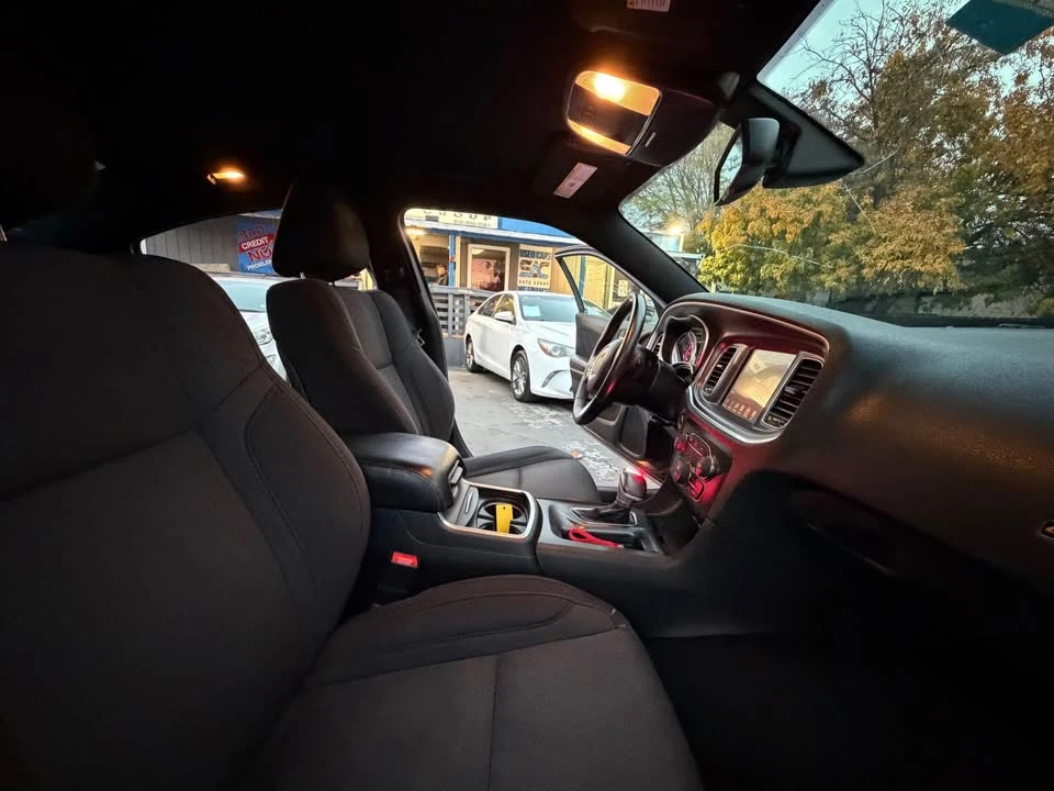 2018 Dodge Charger 7th Gen - Image 7 of 14