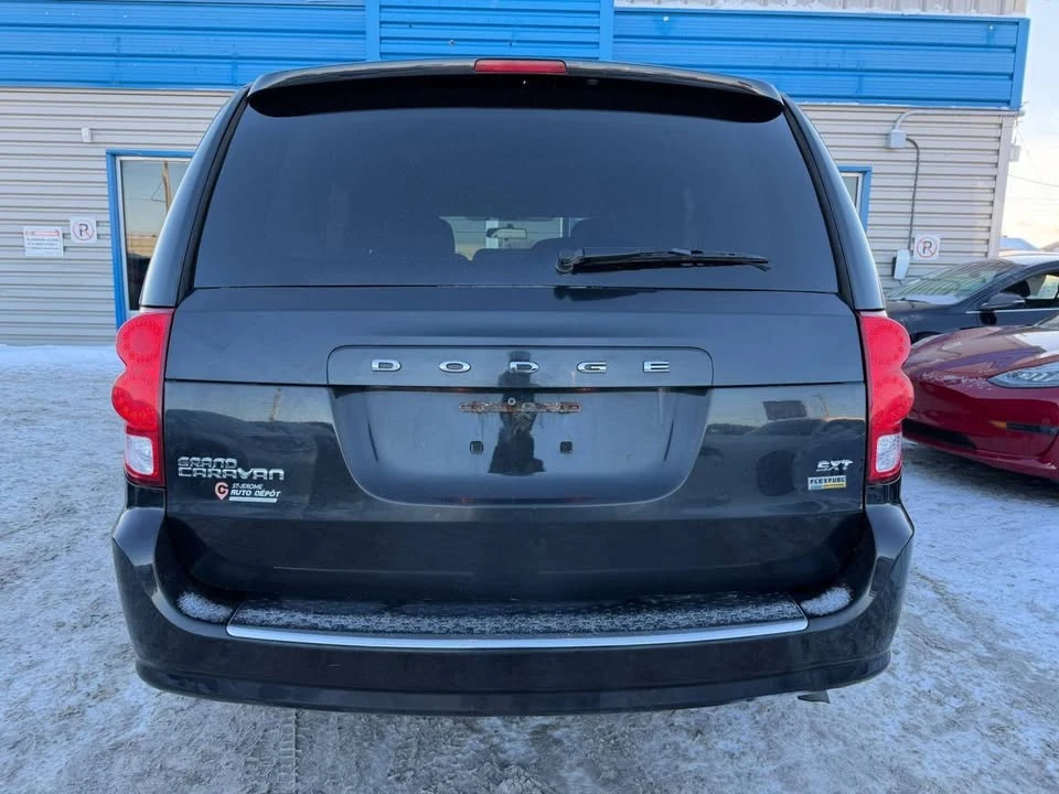2018 Dodge Caravan - Image 4 of 18