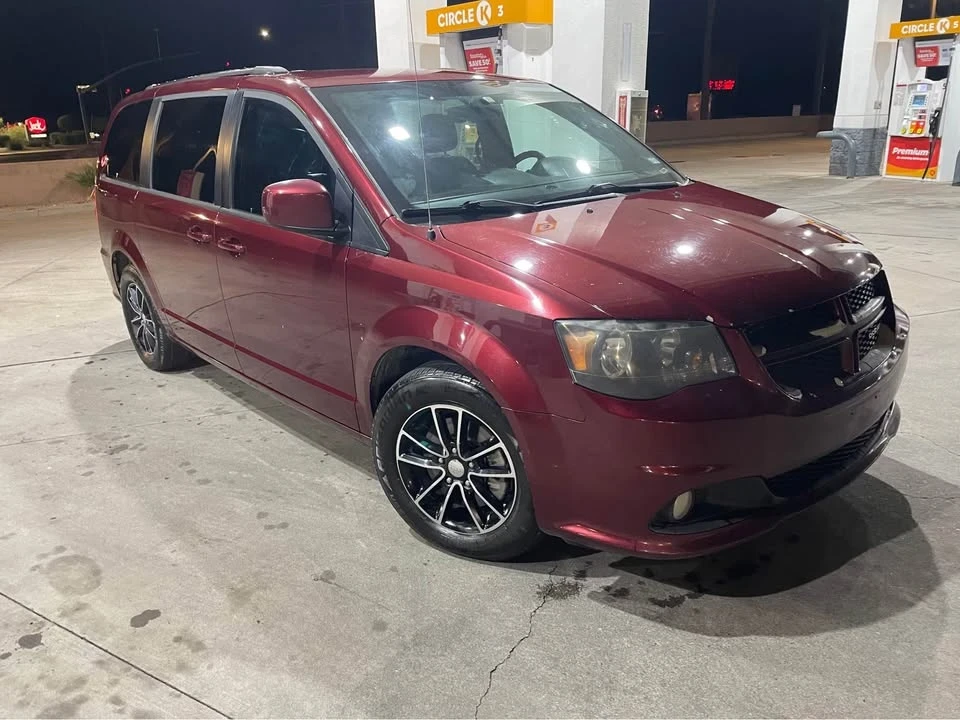 2018 Dodge Caravan - Image 3 of 17