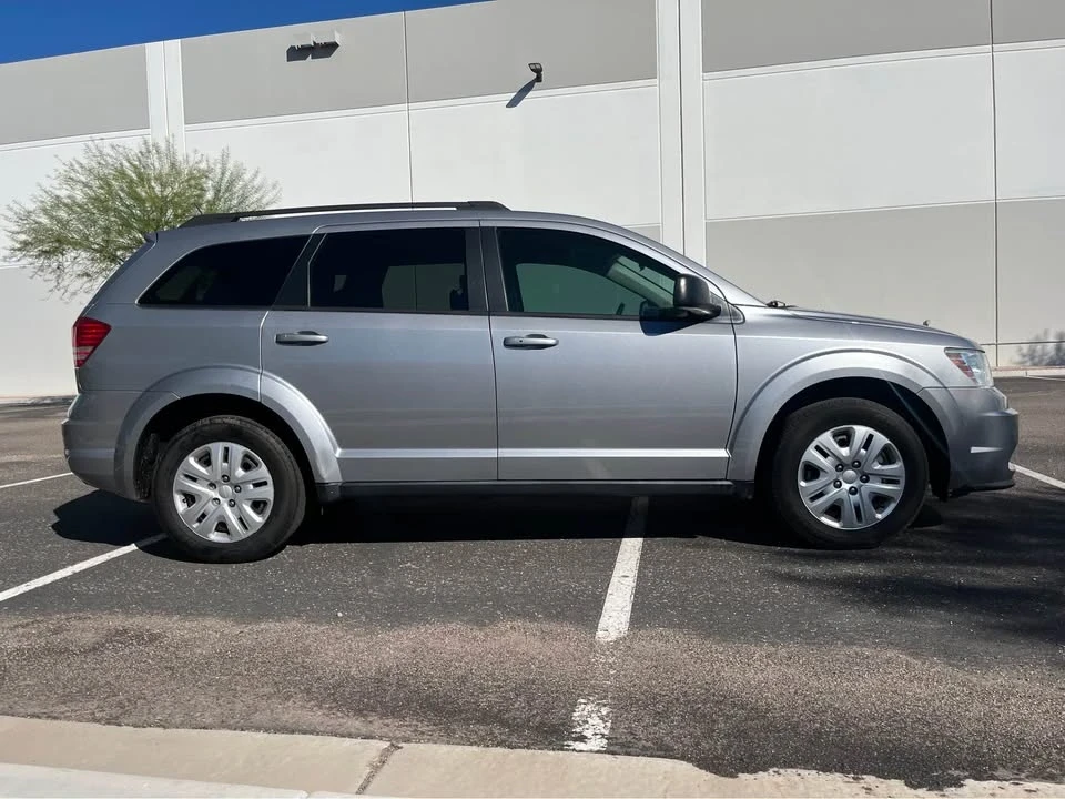 2018 Dodge Journey - Image 2 of 11