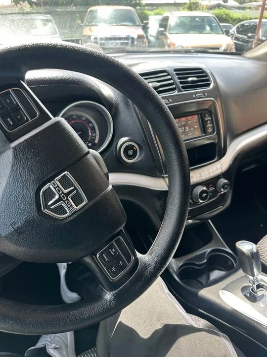 2018 Dodge Journey - Image 10 of 20