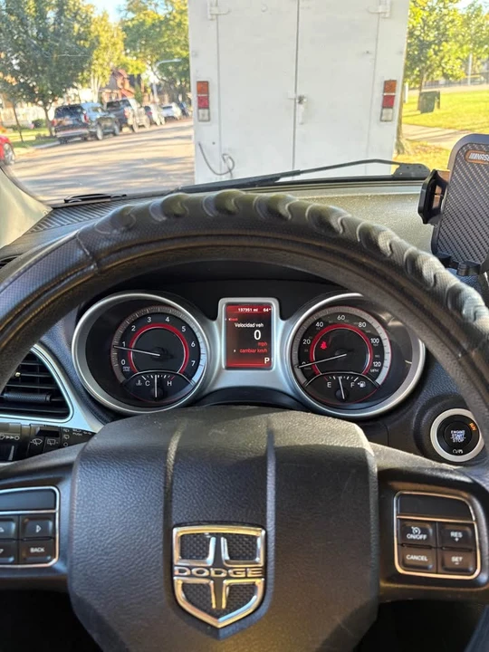 2018 Dodge Journey - Image 2 of 10