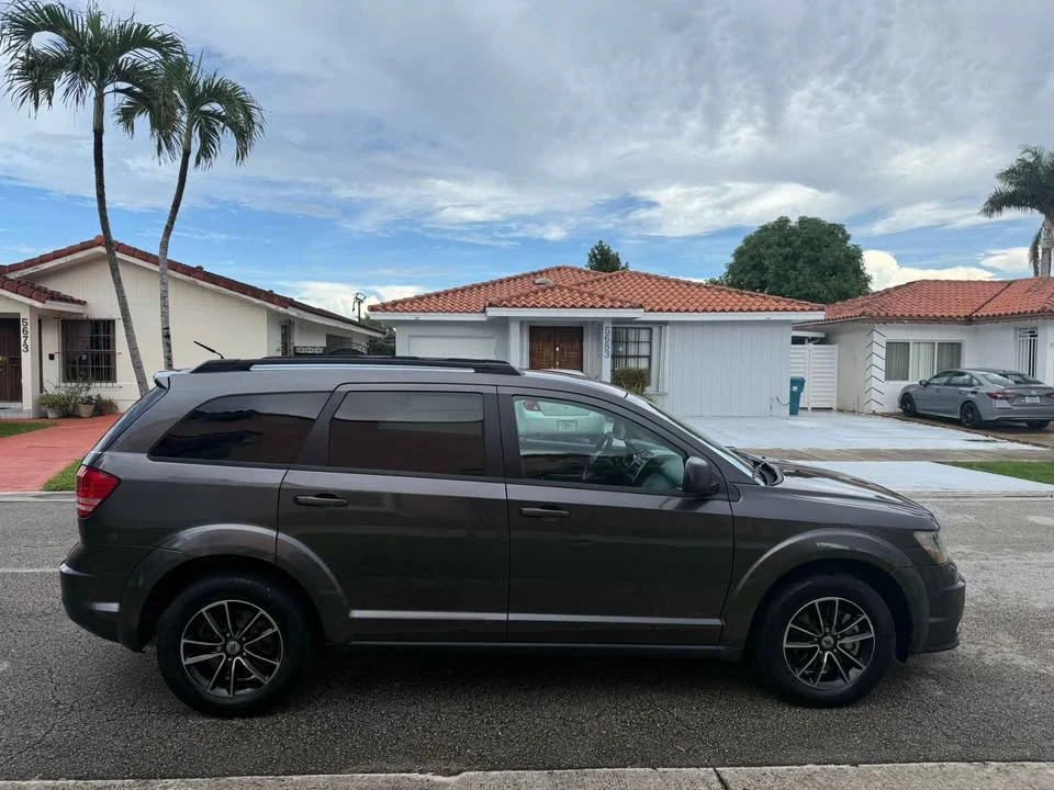 2018 Dodge Journey - Image 2 of 12
