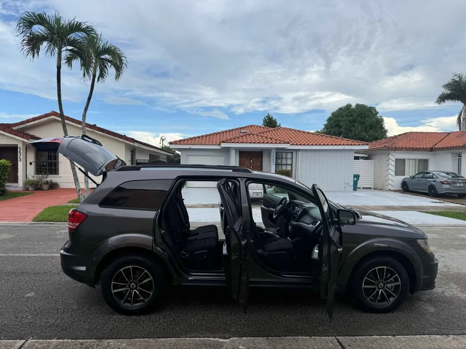 2018 Dodge Journey - Image 9 of 12