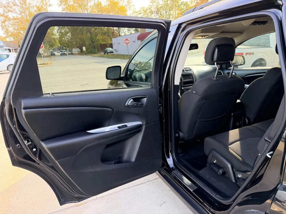 2018 Dodge Journey - Image 11 of 20