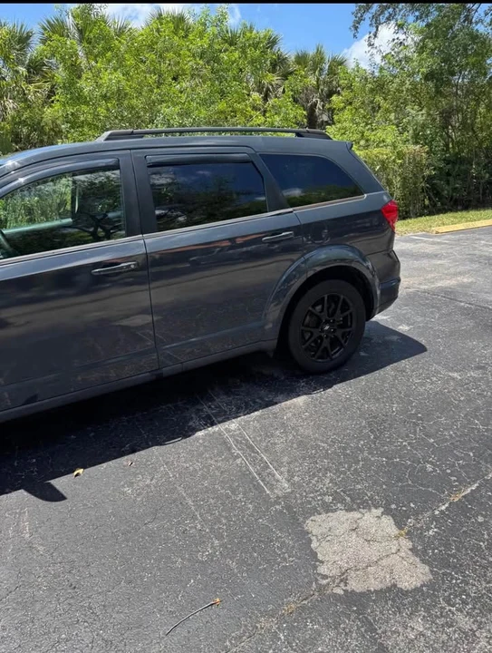 2018 Dodge Journey - Image 2 of 11