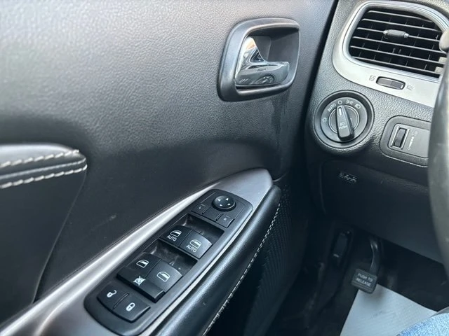 2018 Dodge Journey - Image 16 of 19