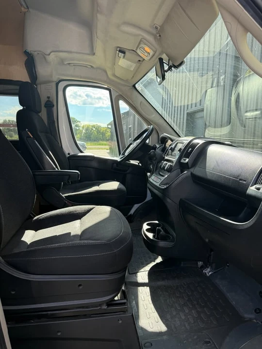 2018 Ram ProMaster - Image 4 of 12