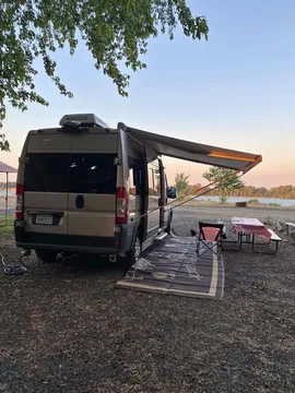 2018 Dodge Roadtrek Simplicity SRT