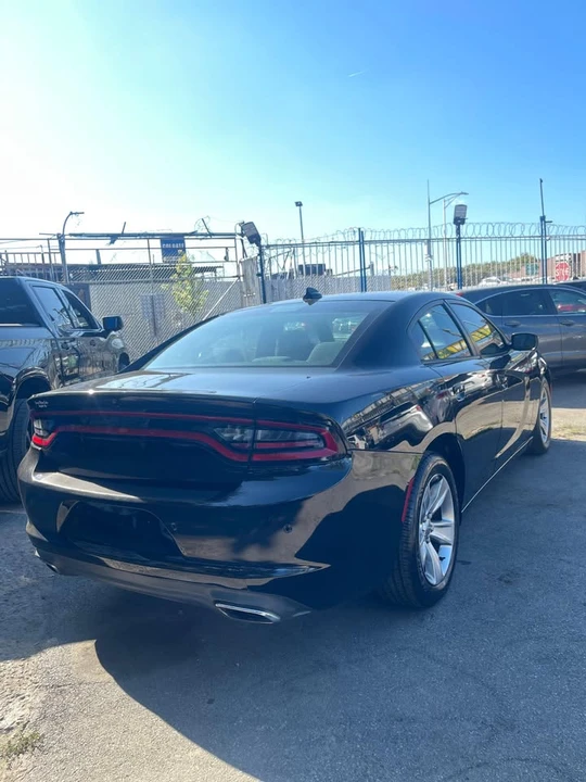 2018 Dodge Charger 7th Gen - Image 4 of 17