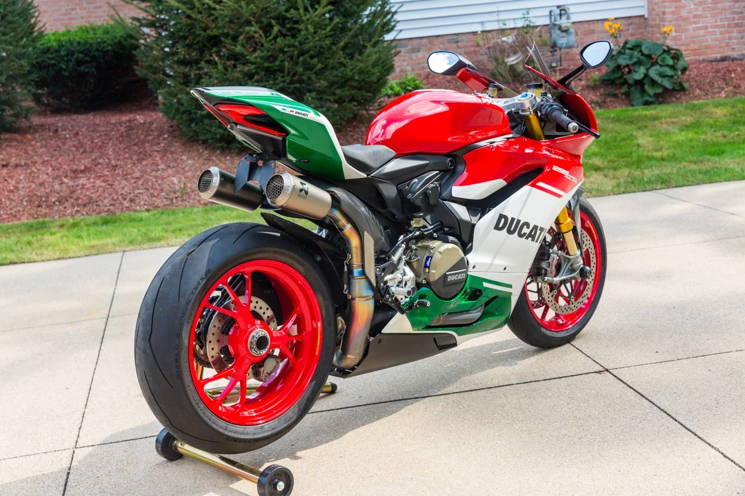 2018 Ducati 1299 - Image 5 of 31