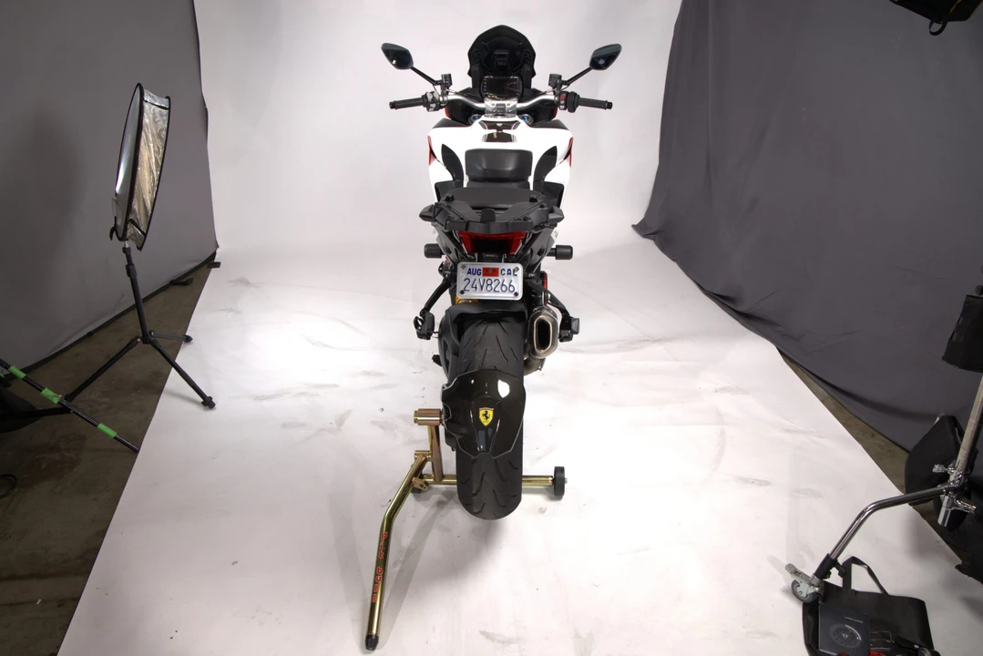 2018 Ducati Multistrada - Image 16 of 31