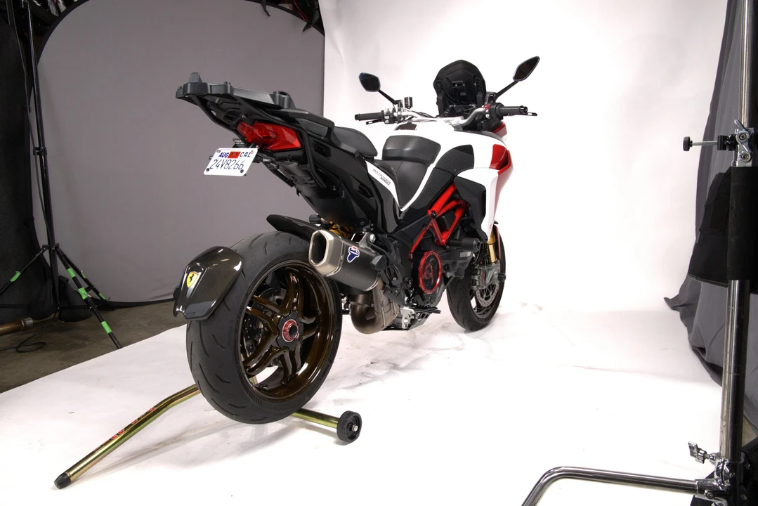 2018 Ducati Multistrada - Image 14 of 31