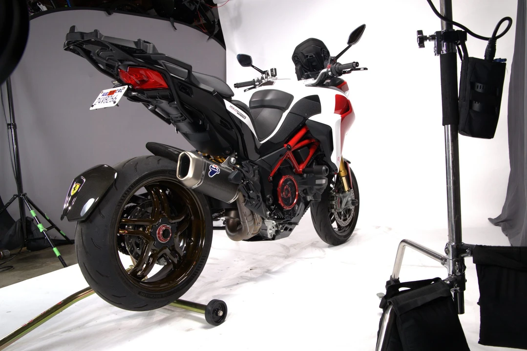 2018 Ducati Multistrada - Image 9 of 31