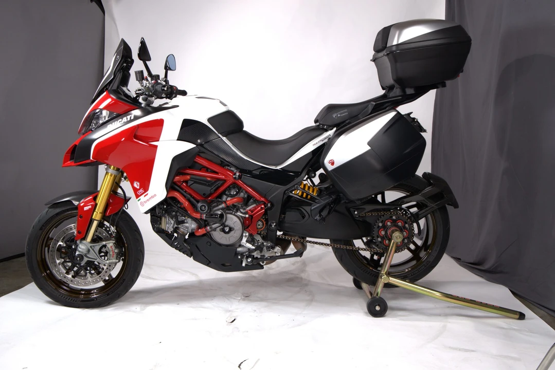2018 Ducati Multistrada - Image 26 of 31