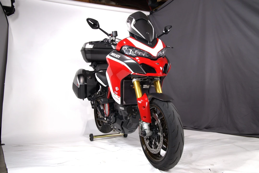2018 Ducati Multistrada - Image 2 of 31